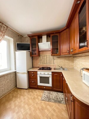 Продам двухкомнатную (2-комн.) квартиру, Балтийская ул, 28, Калининград г
