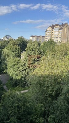 Продам двухкомнатную (2-комн.) квартиру, Балтийская ул, 28, Калининград г