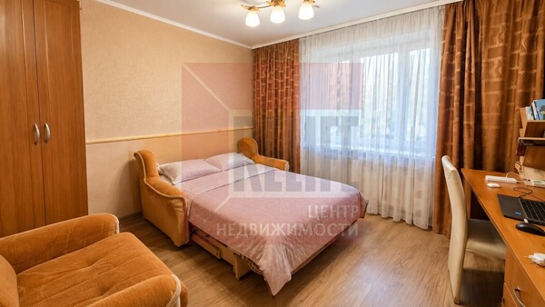 Продам двухкомнатную (2-комн.) квартиру, Согласия ул, 21, Калининград г