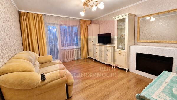 Продам двухкомнатную (2-комн.) квартиру, Согласия ул, 21, Калининград г