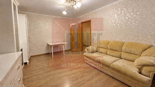 Продам двухкомнатную (2-комн.) квартиру, Согласия ул, 21, Калининград г