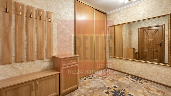 Продам двухкомнатную (2-комн.) квартиру, Согласия ул, 21, Калининград г
