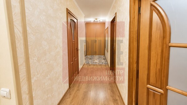 Продам двухкомнатную (2-комн.) квартиру, Согласия ул, 21, Калининград г