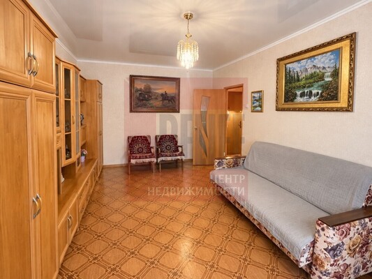 Продам однокомнатную (1-комн.) квартиру, Радистов пер, 2, Калининград г