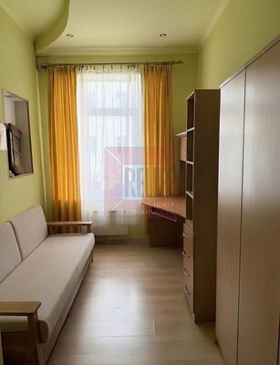 Продам трехкомнатную (3-комн.) квартиру, Рабочая ул, 7, Советск г