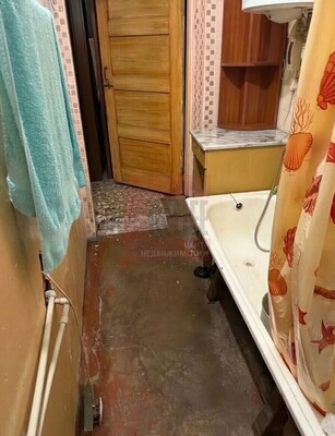 Продам трехкомнатную (3-комн.) квартиру, Рабочая ул, 7, Советск г