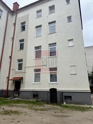Продам трехкомнатную (3-комн.) квартиру, Рабочая ул, 7, Советск г