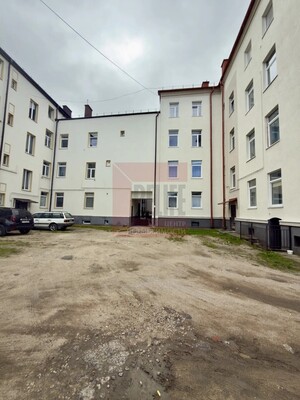 Продам трехкомнатную (3-комн.) квартиру, Рабочая ул, 7, Советск г