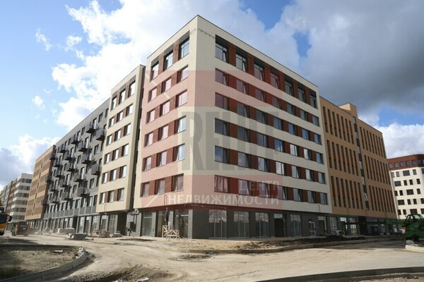 Продам трехкомнатную (3-комн.) квартиру (долевое), Героя России Катериничева ул, Гурьевск г