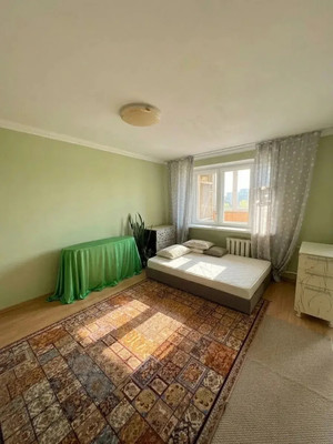 Продам двухкомнатную (2-комн.) квартиру, Мира ул, 2, Медведево пгт