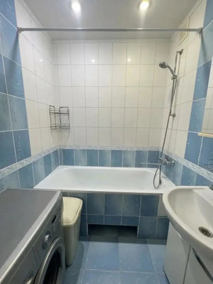 Продам двухкомнатную (2-комн.) квартиру, Мира ул, 2, Медведево пгт