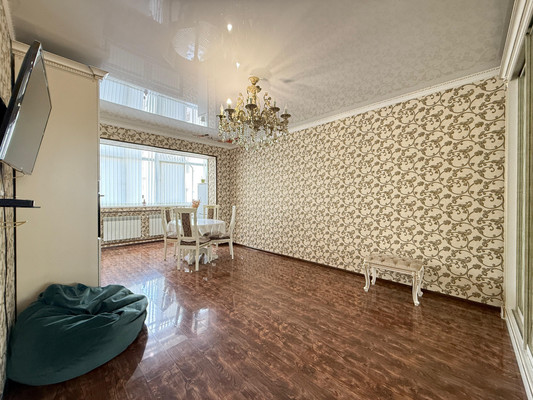 Продам двухкомнатную (2-комн.) квартиру, Байсултанова ул, 35в, Нальчик г