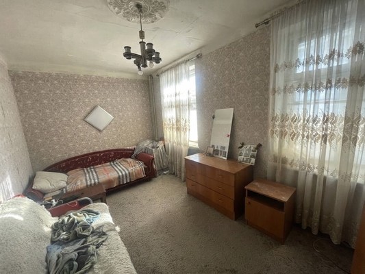 Продам двухкомнатную (2-комн.) квартиру, Павленко ул, 16, Симферополь г