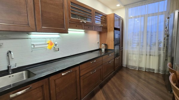 Продам трехкомнатную (3-комн.) квартиру, Уинская ул, 17, Пермь г