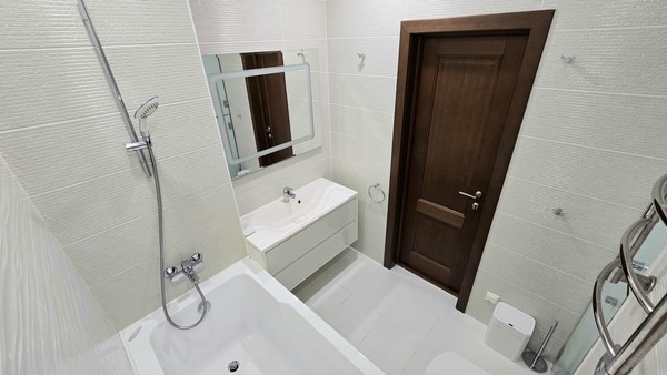 Продам трехкомнатную (3-комн.) квартиру, Уинская ул, 17, Пермь г