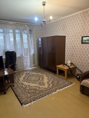Сдам двухкомнатную (2-комн.) квартиру, Молостовых ул, 1к4, Москва г