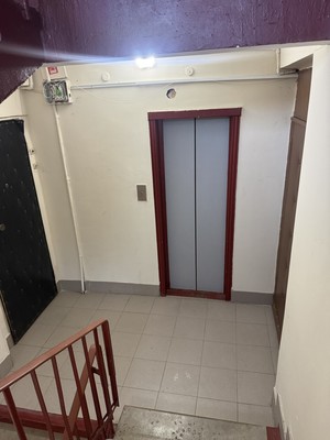 Сдам двухкомнатную (2-комн.) квартиру, Молостовых ул, 1к4, Москва г