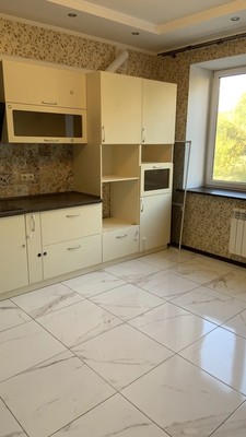 Продам однокомнатную (1-комн.) квартиру, Зур Урам ул, 1кк6, Казань г