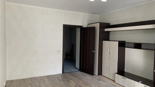 Продам однокомнатную (1-комн.) квартиру, Зур Урам ул, 1кк6, Казань г