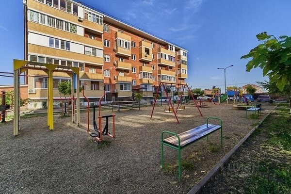 Сдам однокомнатную (1-комн.) квартиру, им. Комарова В.М. ул, 106Бк7, Краснодар г