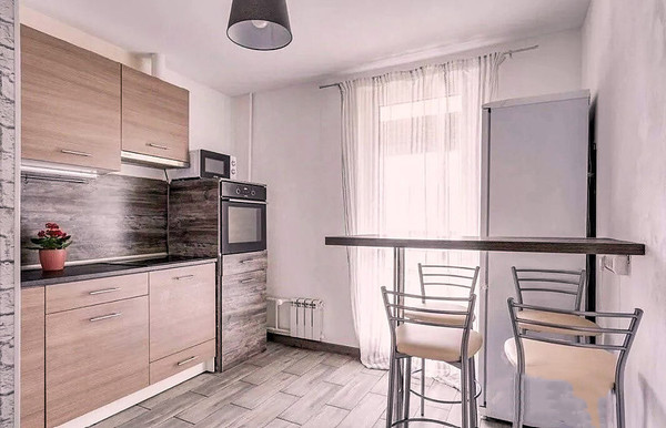 Продам двухкомнатную (2-комн.) квартиру, Лавриненко ул, 13к3, Москва г
