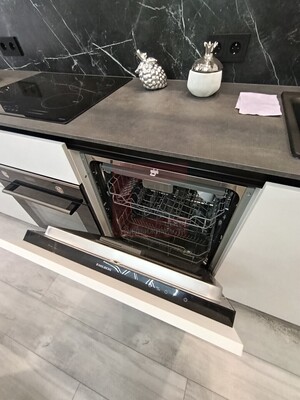 Продам однокомнатную (1-комн.) квартиру, Космонавта Леонова ул, 47, Калининград г
