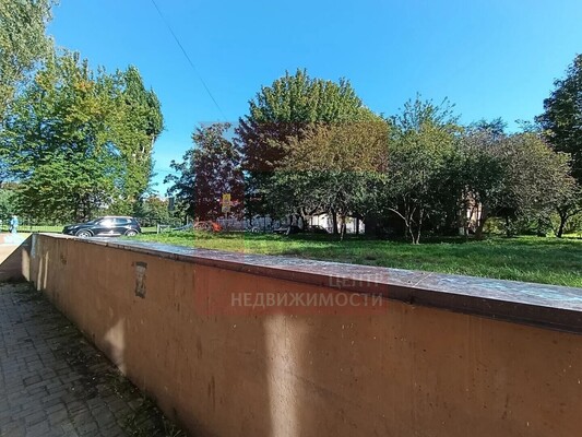 Продам коммерческое помещение 86 м2, 16-й (ПГК Лада тер) ряд, Калининград г
