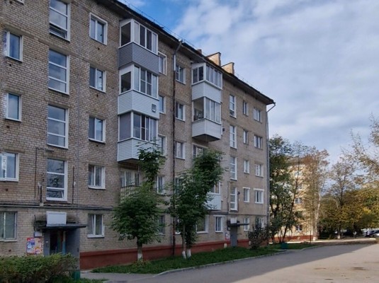 Продам двухкомнатную (2-комн.) квартиру, Ямпольская ул, 12б, Пермь г