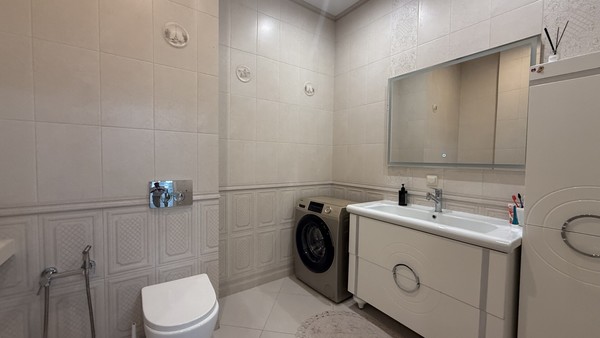 Продам многокомнатную квартиру, Тлостанова ул, 28, Нальчик г