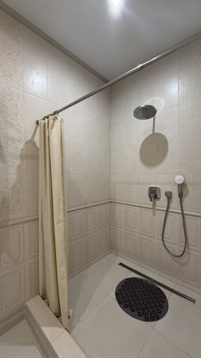 Продам многокомнатную квартиру, Тлостанова ул, 28, Нальчик г