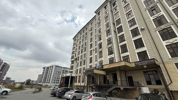 Продам многокомнатную квартиру, Тлостанова ул, 28, Нальчик г