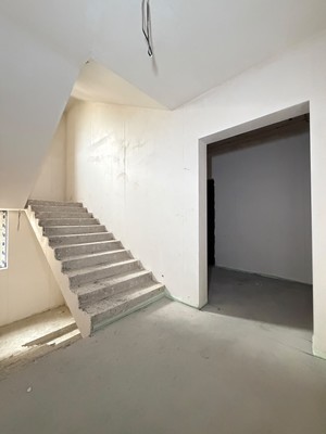 Продам трехкомнатную (3-комн.) квартиру, Тарчокова ул, 58кВ, Нальчик г