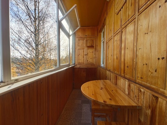 Продам двухкомнатную (2-комн.) квартиру, Антикайнена ул, 25, Костомукша г
