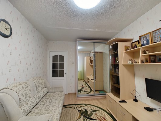 Продам двухкомнатную (2-комн.) квартиру, Антикайнена ул, 25, Костомукша г