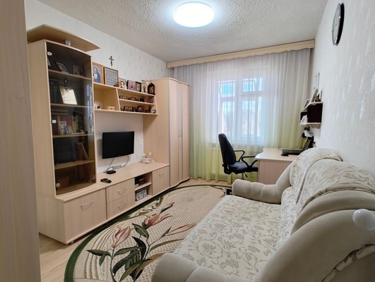 Продам двухкомнатную (2-комн.) квартиру, Антикайнена ул, 25, Костомукша г
