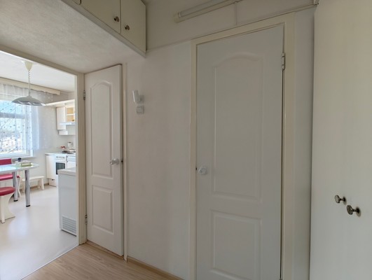Продам двухкомнатную (2-комн.) квартиру, Антикайнена ул, 25, Костомукша г
