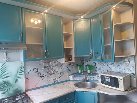 Продам однокомнатную (1-комн.) квартиру, Заводской пер, 31, Симферополь г