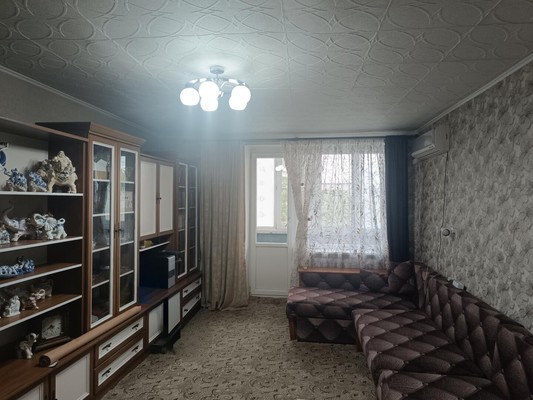 Продам однокомнатную (1-комн.) квартиру, Заводской пер, 31, Симферополь г