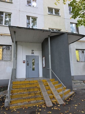 Продам однокомнатную (1-комн.) квартиру, Яна Райниса б-р, 2к1, Москва г