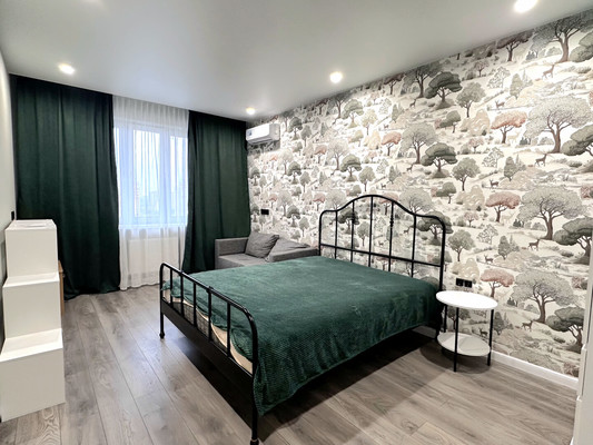 Продам трехкомнатную (3-комн.) квартиру, им. Невкипелого ул, 24/2к3, Краснодар г