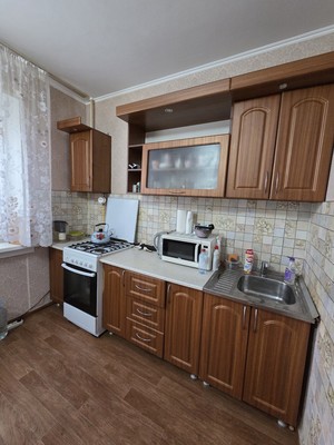 Продам трехкомнатную (3-комн.) квартиру, Мира пр-кт, 24, Волгодонск г