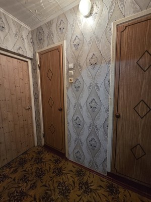 Продам трехкомнатную (3-комн.) квартиру, Мира пр-кт, 24, Волгодонск г