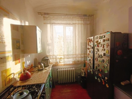 Продам трехкомнатную (3-комн.) квартиру, Ленина ул, 9, Апрелевка г