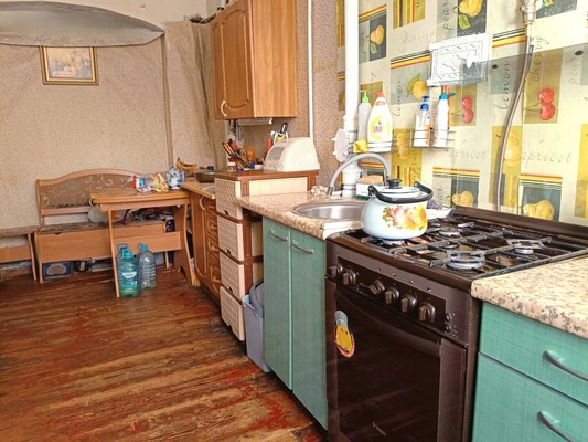Продам трехкомнатную (3-комн.) квартиру, Ленина ул, 9, Апрелевка г