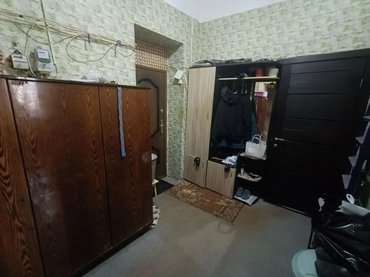 Продам трехкомнатную (3-комн.) квартиру, Ленина ул, 9, Апрелевка г
