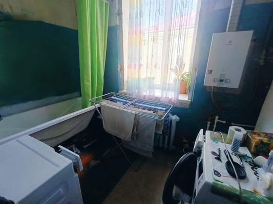 Продам трехкомнатную (3-комн.) квартиру, Ленина ул, 9, Апрелевка г