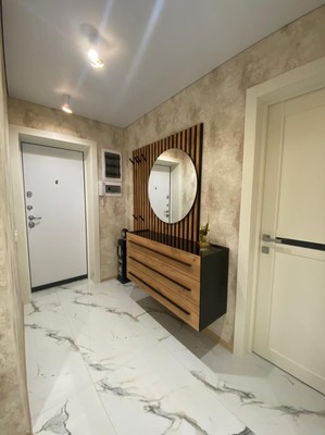 Продам трехкомнатную (3-комн.) квартиру, Гагарина (Центральный р-н) ул, 8, Сочи г