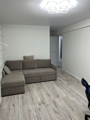 Продам трехкомнатную (3-комн.) квартиру, Роз (Центральный р-н) ул, 63, Сочи г