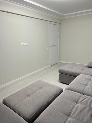 Продам трехкомнатную (3-комн.) квартиру, Роз (Центральный р-н) ул, 63, Сочи г