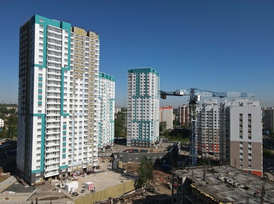 Продам двухкомнатную (2-комн.) квартиру, Лесопарковая ул, 43, Красноярск г